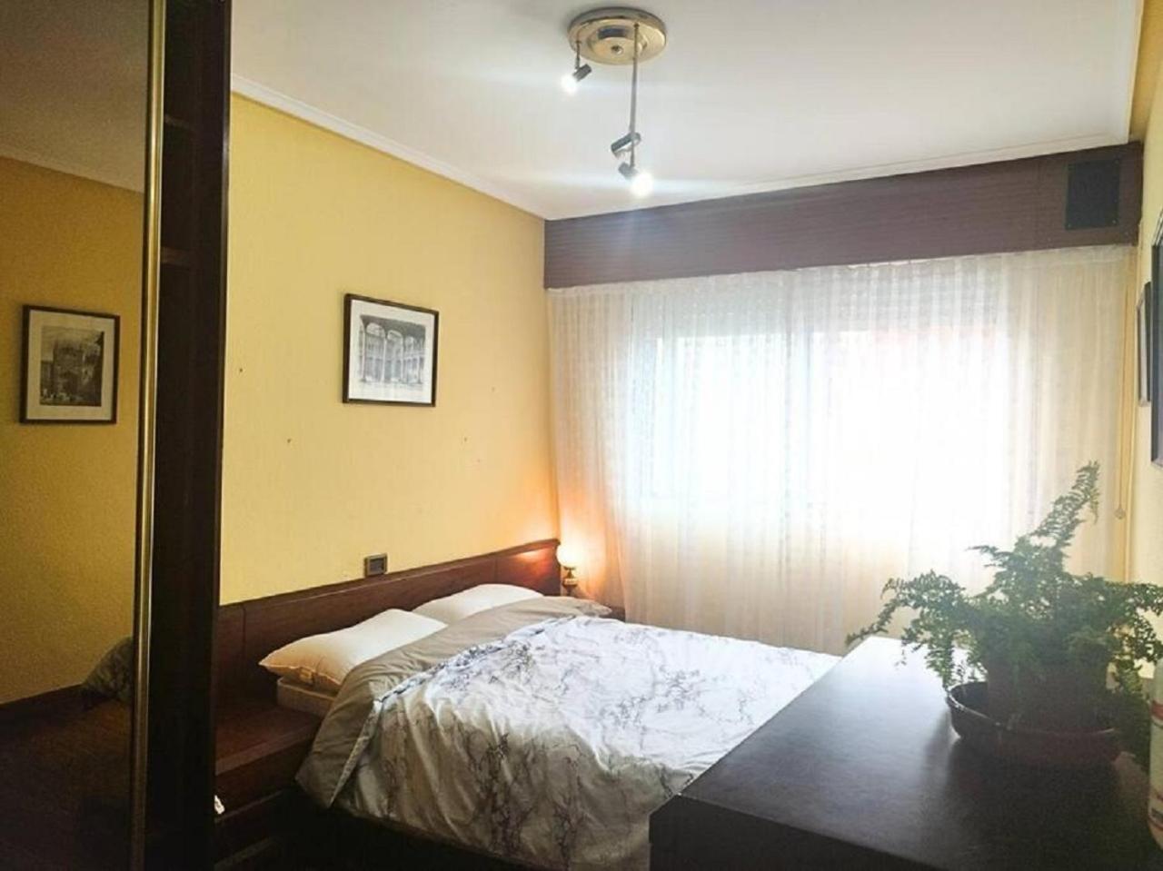Castro-Urdiales Apartamento 3 Minutos De La Playa Кастро-Урдиалес Екстериор снимка